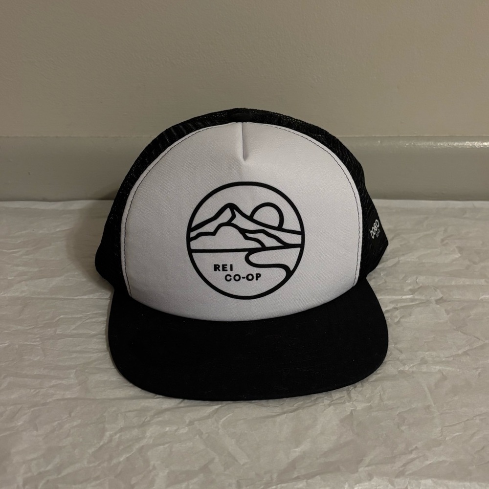 REI Co-op Black and White Hat